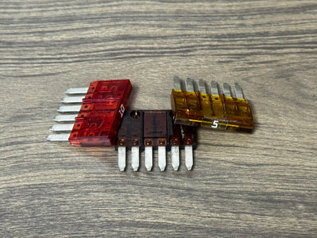 Multi 6 Zekering  5A ,  7.5A of 10A per stuk 