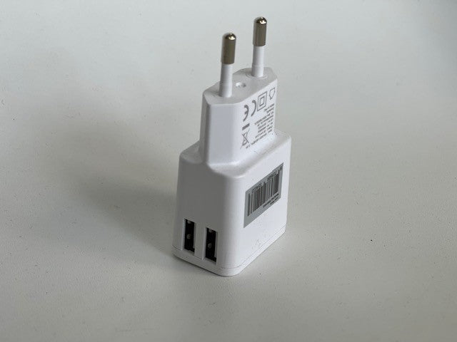 230V  USB Lader Dubbel